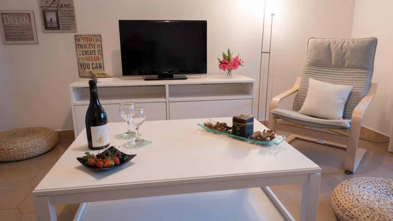 Cozy Family Friendly With Large Garden Close To Beaches - Dirella