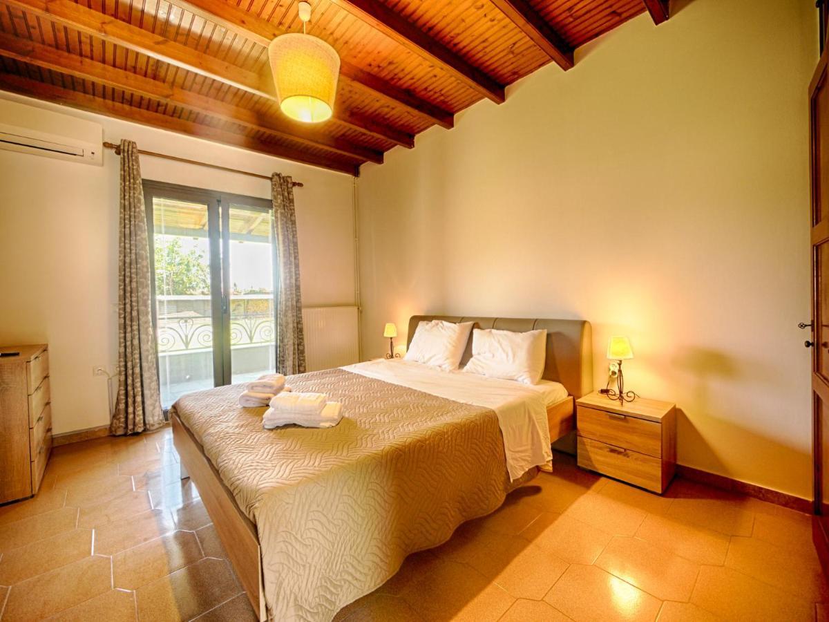 Cozy Family Friendly With Large Garden Close To Beaches - Dirella * Kynopiástai
