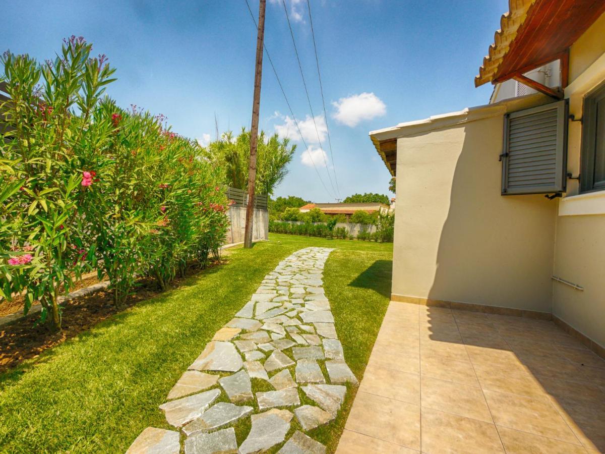 Cozy Family Friendly With Large Garden Close To Beaches - Dirella Kynopiástai
