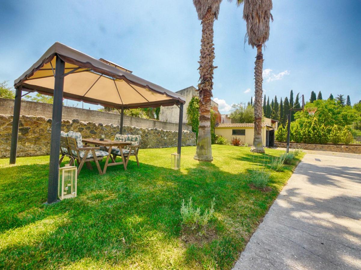 Cozy Family Friendly With Large Garden Close To Beaches - Dirella