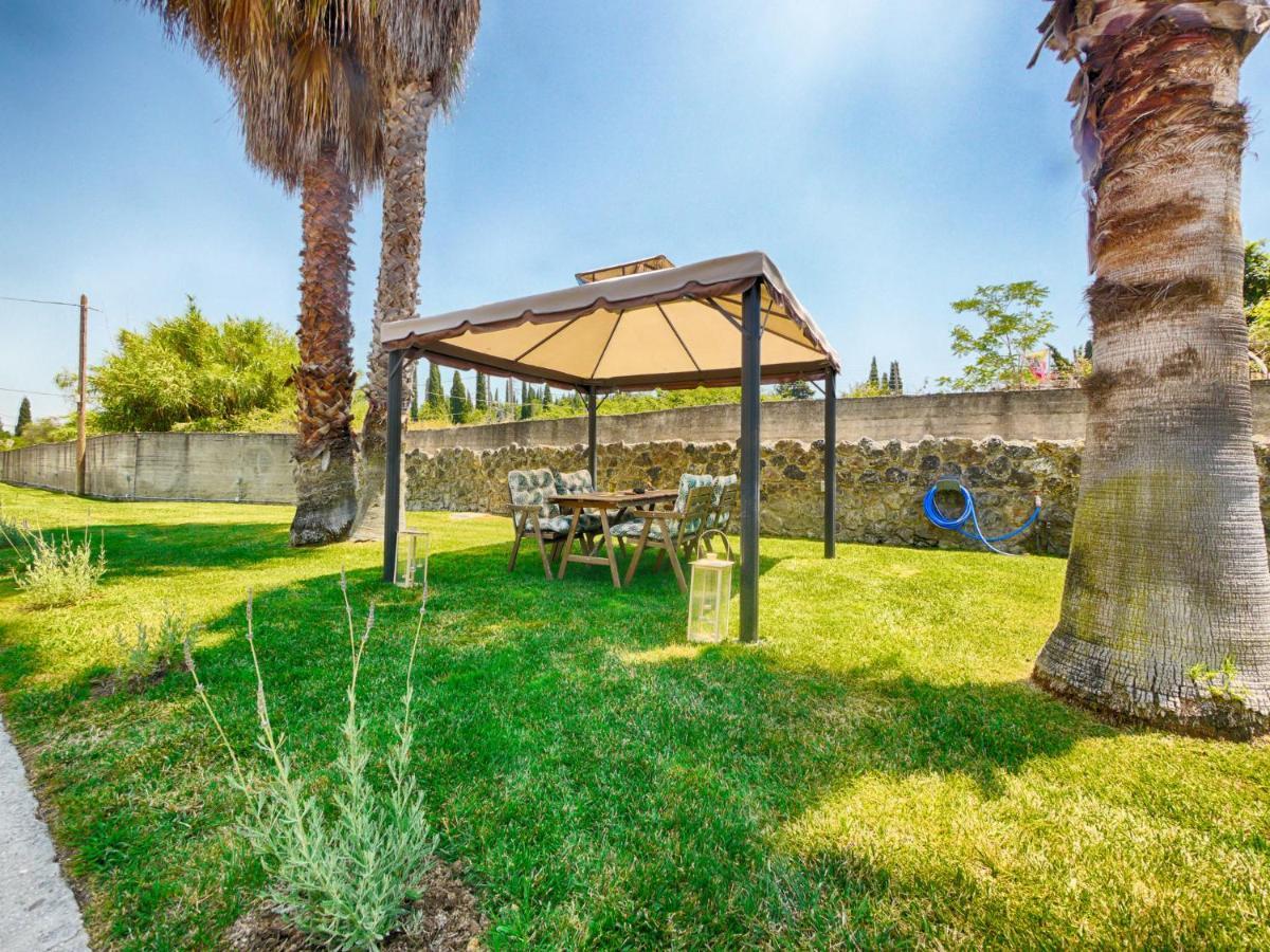 Cozy Family Friendly With Large Garden Close To Beaches - Dirella *