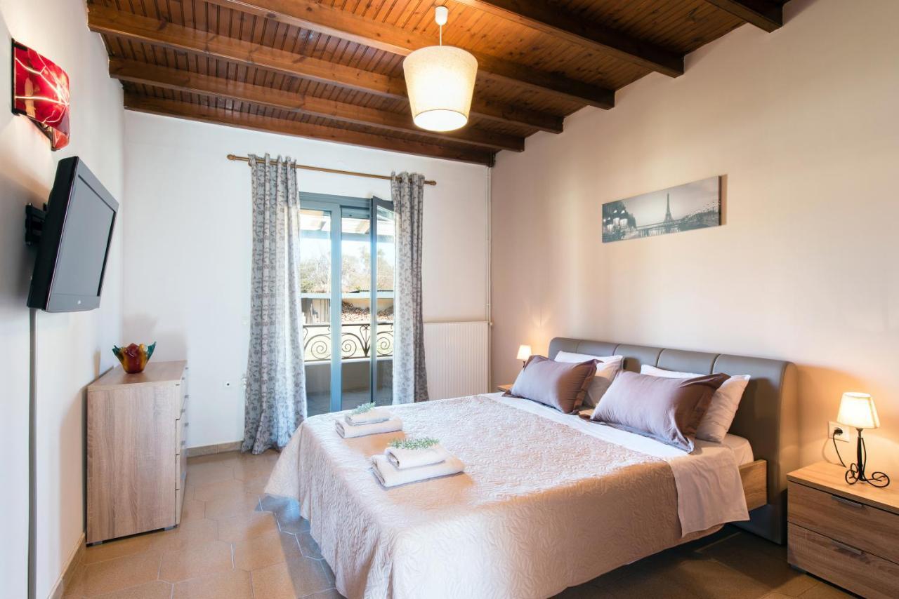 Cozy Family Friendly With Large Garden Close To Beaches - Dirella Apartment Kynopiástai