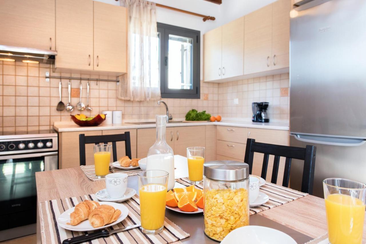 Cozy Family Friendly With Large Garden Close To Beaches - Dirella * Kynopiástai