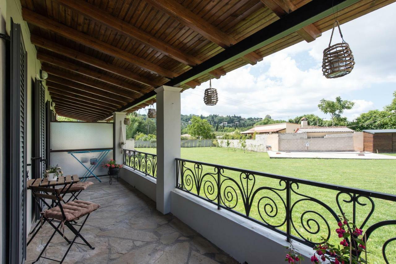 Cozy Family Friendly With Large Garden Close To Beaches - Dirella Kynopiástai