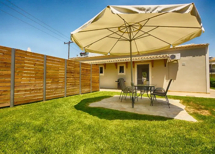 Cozy Family Friendly Apartment With Large Garden Close To Beaches - Dirella